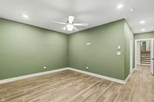 3914 S King Dr, Chicago, IL 60653 - Photo 31