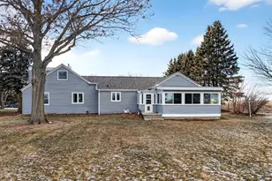 21230 Virginia Rd, Dekalb, IL 60115 - Photo 5