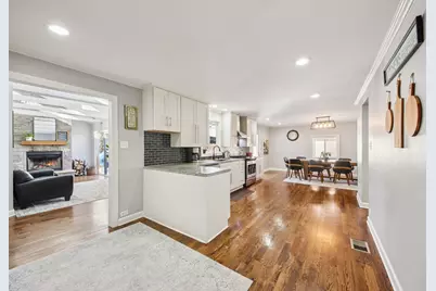 120 Walter Court, Bloomingdale, IL 60108 - Photo 9