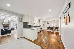 120 Walter Ct, Bloomingdale, IL 60108 - Photo 9