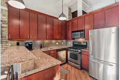 601 Linden Place #121, Evanston, IL 60202 - Photo 7