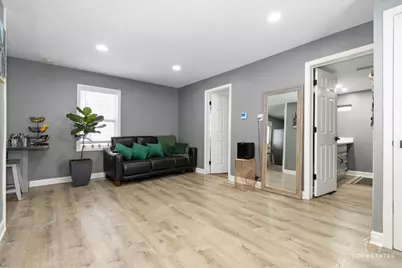 268 N Gifford Street, Elgin, IL 60120 - Photo 7