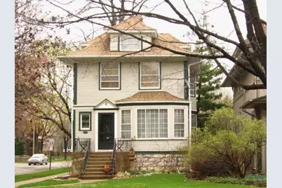 330 N Ridgeland Avenue, Oak Park, IL 60302 - Photo 1