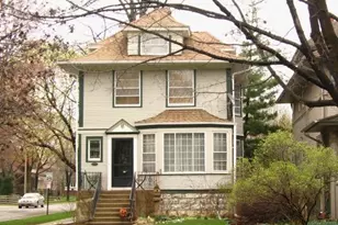 330 N Ridgeland Ave, Oak Park, IL 60302 - Photo 1