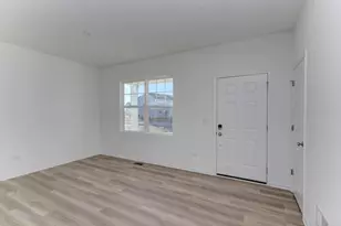 454 Bower Ln, Oswego, IL 60543 - Photo 7