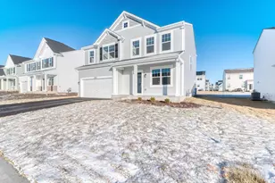 454 Bower Ln, Oswego, IL 60543 - Photo 5