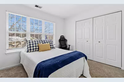 382 Crystal Ridge Drive #382, Crystal Lake, IL 60012 - Photo 13