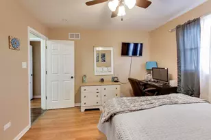 17807 Cypress Ave, Country Club Hills, IL 60478 - Photo 17