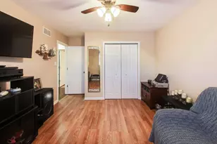 17807 Cypress Ave, Country Club Hills, IL 60478 - Photo 19