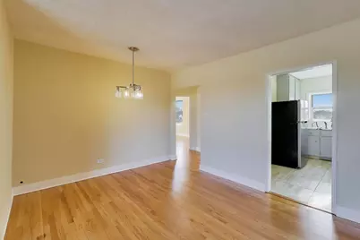 2619 W Fitch Avenue #3-C, Chicago, IL 60645 - Photo 7