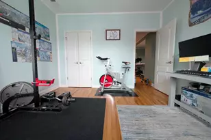 3910 N Bernard St, Chicago, IL 60618 - Photo 13