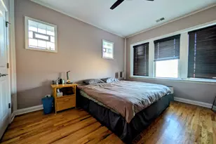 3910 N Bernard St, Chicago, IL 60618 - Photo 11