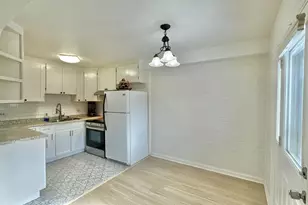 2312 Algonquin Rd, Rolling Meadows, IL 60008 - Photo 7