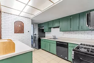 159 Chatham Ct, Bloomingdale, IL 60108 - Photo 9