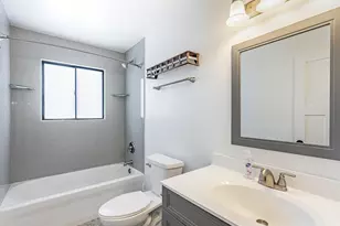 159 Chatham Ct, Bloomingdale, IL 60108 - Photo 11