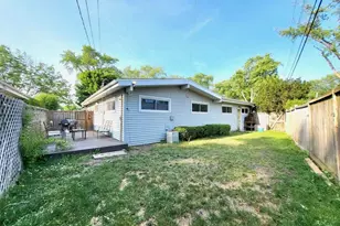 55 E Jeffrey Ave, Wheeling, IL 60090 - Photo 19