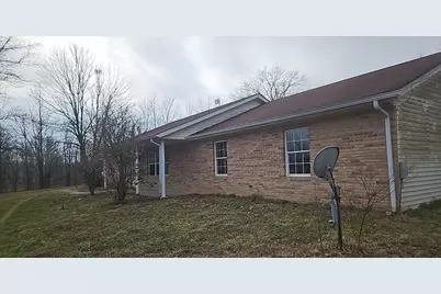 956 Auburn Lane, Orangeville, IL 62939 - Photo 3