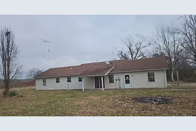 956 Auburn Lane, Orangeville, IL 62939 - Photo 5