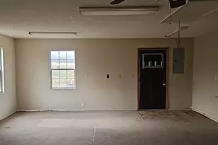 956 Auburn Ln, Orangeville, IL 62939 - Photo 11