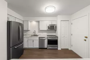 2331 Ogden Ave, Downers Grove, IL 60515 - Photo 7