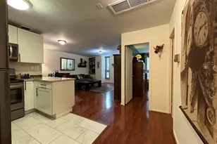 21 W Goethe St, Chicago, IL 60610 - Photo 3