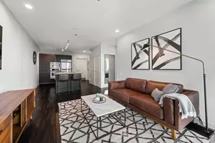 653 N Kingsbury St, Chicago, IL 60654 - Photo 7