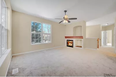 1126 Chadwick Drive, Grayslake, IL 60030 - Photo 5