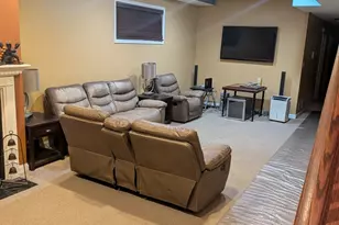 435 E 42nd St, Chicago, IL 60653 - Photo 19