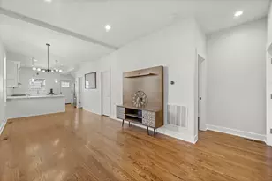 [Address not provided], Chicago, IL 60608 - Photo 3