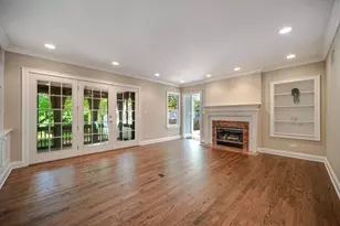 662 Greenview Pl, Lake Forest, IL 60045 - Photo 15