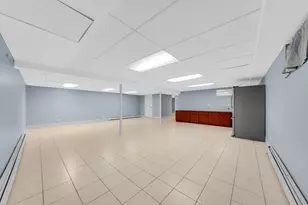 2226 Shannondale Rd, Green Oaks, IL 60048 - Photo 17