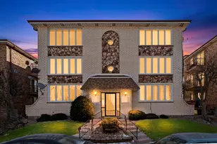 6237 S Newland Ave, Chicago, IL 60638 - Photo 3