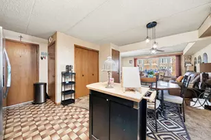 6237 S Newland Ave, Chicago, IL 60638 - Photo 17