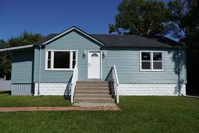 123 N Glenwood Avenue, Glenwood, IL 60425 - Photo 1