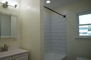 123 N Glenwood Ave, Glenwood, IL 60425 - Photo 13