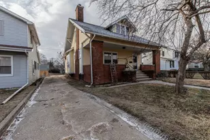 308 N Main St, Princeton, IL 61356 - Photo 3