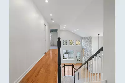 [Address not provided], Northbrook, IL 60062 - Photo 17