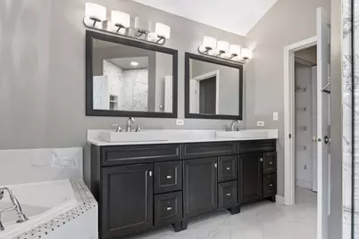 [Address not provided], Northbrook, IL 60062 - Photo 21