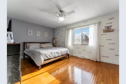 56 Salt Creek Road, Roselle, IL 60172 - Photo 7