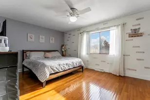 56 Salt Creek Rd, Roselle, IL 60172 - Photo 7