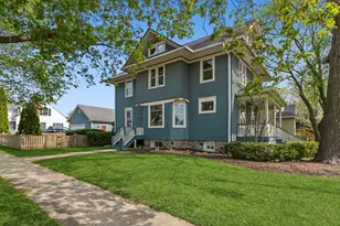 403 S Hough St, Barrington, IL 60010 - Photo 11