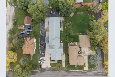 304 Hankes Avenue, Aurora, IL 60505 - Photo 7