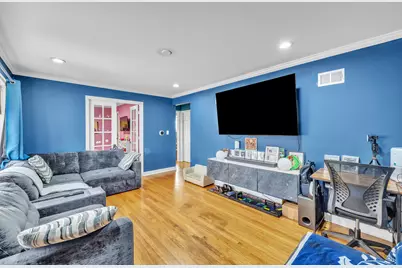 8014 Mobile Avenue, Burbank, IL 60459 - Photo 3