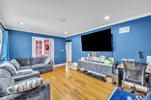 8014 Mobile Ave, Burbank, IL 60459 - Photo 3