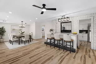 409 Winnemac St, Park Forest, IL 60466 - Photo 9