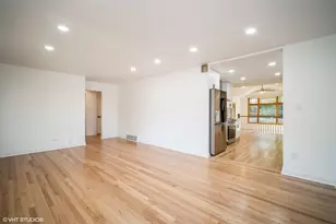 119 E Ellis Ave, Libertyville, IL 60048 - Photo 9