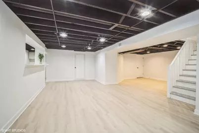 119 E Ellis Avenue, Libertyville, IL 60048 - Photo 17