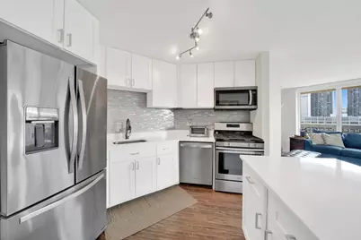 545 N Dearborn Street #2510, Chicago, IL 60654 - Photo 3