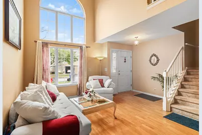 6771 E Wellsley Court, Gurnee, IL 60031 - Photo 3