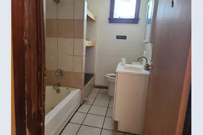 935 E 75th Street, Chicago, IL 60619 - Photo 11